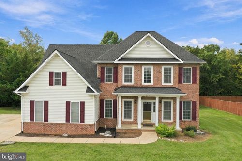 674 Dellinger Dr, STRASBURG, VA, 22657-3778 | Card Image