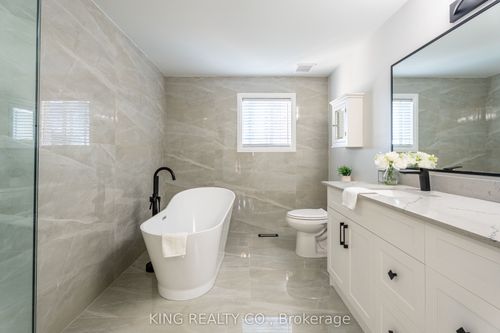 117 Apple Blossom Blvd, Bowmanville, ON, L1C4T8 | Card Image