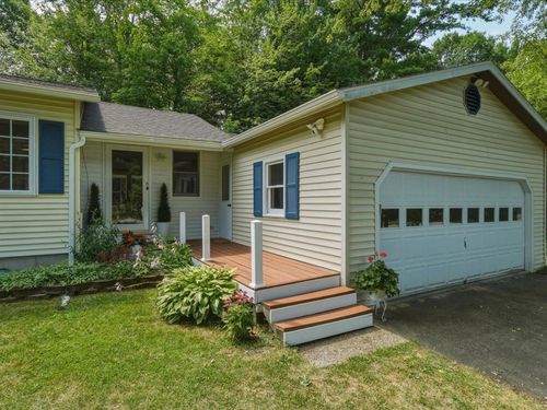 638 Nottingham Dr, Milton, VT, 05468-4311 | Card Image