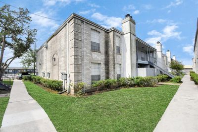 314 - 6606 De Moss Drive, Home with 2 bedrooms, 2 bathrooms and null parking in Houston TX | Image 3