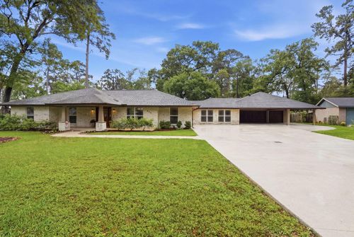 910 Southern Hills Rd, Kingwood, TX, 77339-2929 | Card Image