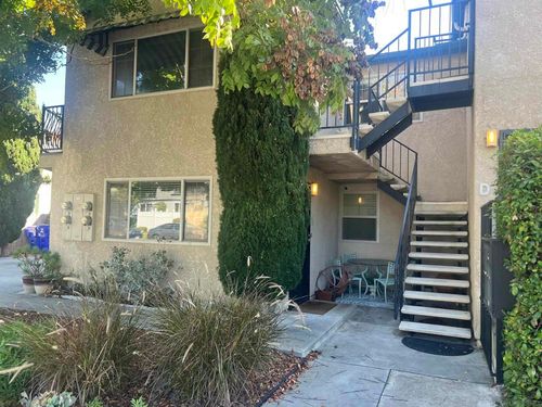 unit-a-3044 Oliphant St, San Diego, CA, 92106-1950 | Card Image