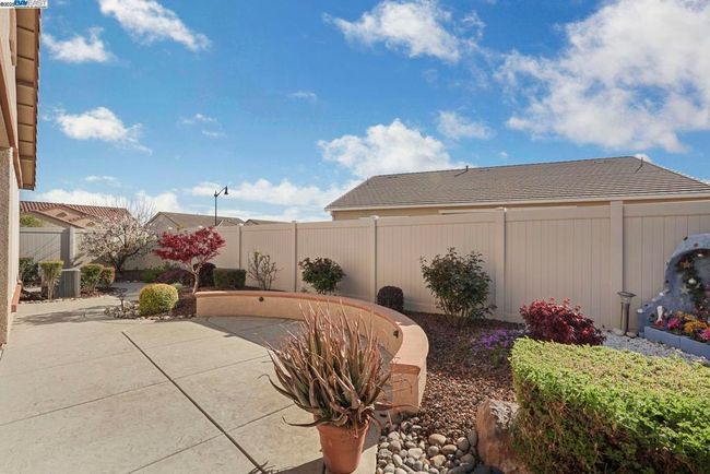 2961 Clear Point Way, House other with 2 bedrooms, 2 bathrooms and 2 parking in Manteca CA | Image 38