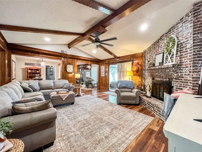 1408 N Avenue J, House other with 3 bedrooms, 2 bathrooms and null parking in Haskell TX | Image 6