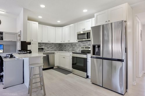 94 Hastings F, West Palm Beach, FL, 33417-1214 | Card Image