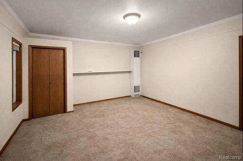 68250 Grand Trunk Ave, Richmond, MI, 48062-1658 | Card Image