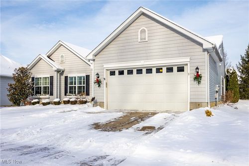 9130 Devonshire Dr, Olmsted Falls, OH, 44138-3760 | Card Image