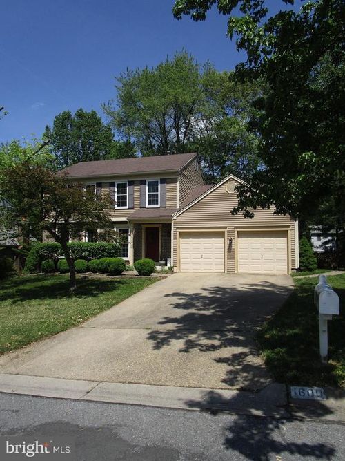 1600 Featherwood St, SILVER SPRING, MD, 20904-6639 | Card Image