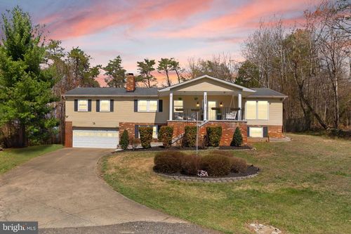 9000 Forestview Dr, MANASSAS, VA, 20112-3336 | Card Image