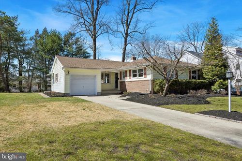 828 Wayside Ln, HADDONFIELD, NJ, 08033-1048 | Card Image