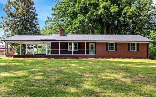 1825 Liberty Church Rd, Yadkinville, NC, 27055-6226 | Card Image