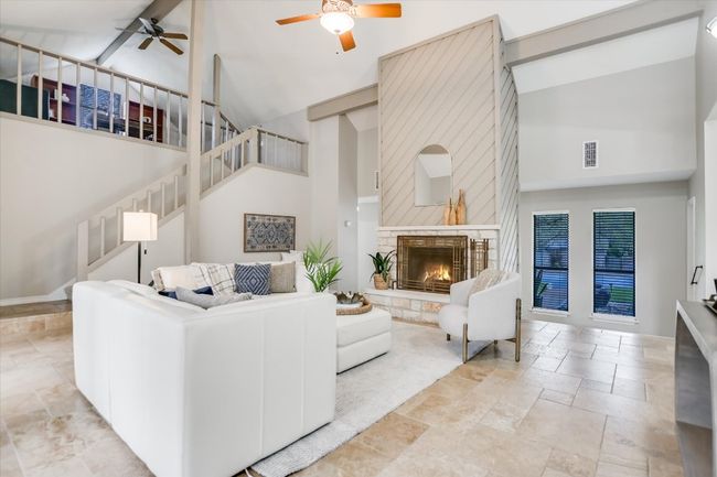 7306 Fireoak Dr, House other with 3 bedrooms, 2 bathrooms and 4 parking in Austin TX | Image 7