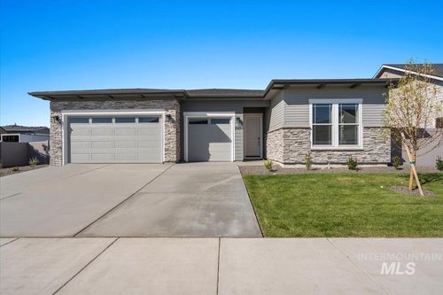 2163 N Kenora Ave, Star, ID, 83669-1179 | Card Image