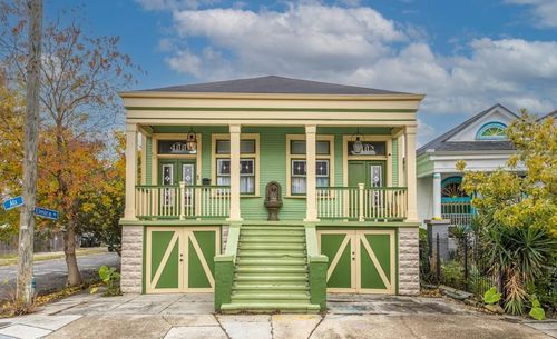 400 Elmira Ave, New Orleans, LA, 70114-1237 | Card Image