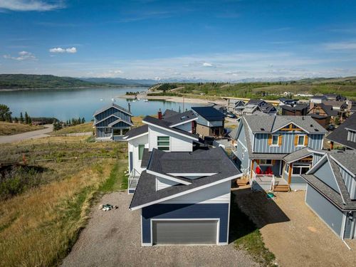 405 Cottageclub Cove, Rural Rocky View County, AB, T4C1B1 | Card Image