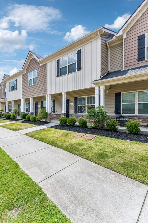 4050 Saddlecreek Way, Antioch, TN, 37013-3897 | Card Image
