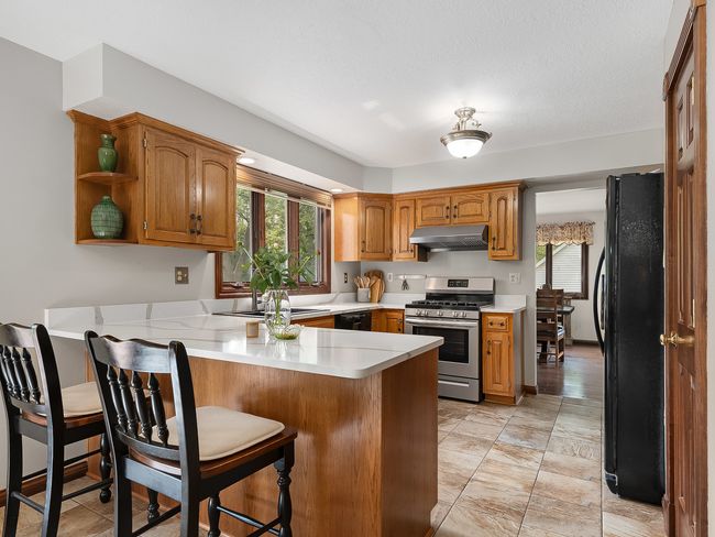 279 N Division St, House other with 4 bedrooms, 3 bathrooms and 2 parking in Braidwood IL | Image 6