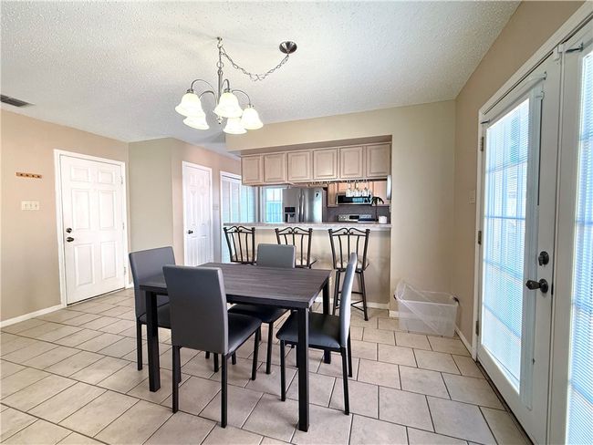 2303 Naples Dr, Townhouse with 3 bedrooms, 2 bathrooms and null parking in Ingleside TX | Image 8