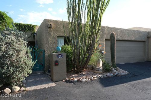 810 E Placita Del Mirador, Tucson, AZ, 85718-1957 | Card Image