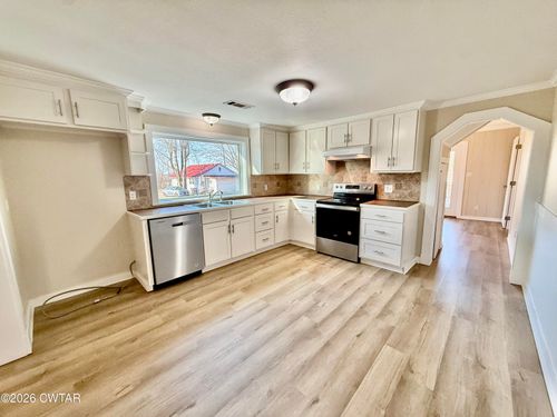 246 Thomas St, Dyer, TN, 38330-2120 | Card Image