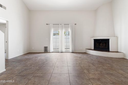 2-3201 N 38th St, Phoenix, AZ, 85018-6355 | Card Image
