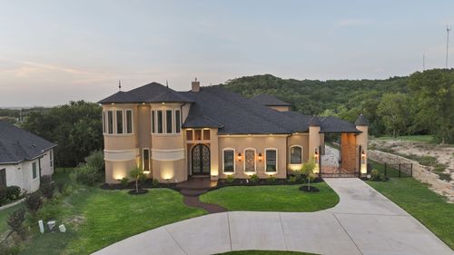 2621 Whispering Oaks Cv, Cedar Hill, TX, 75104-4557 | Card Image