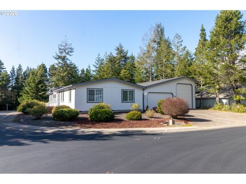 613 Glenbrook Cir, Florence, OR, 97439-8211 | Card Image