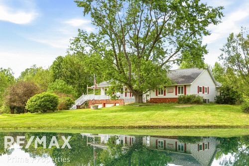 2081 Byrnes Dr, Clio, MI, 48420-9118 | Card Image
