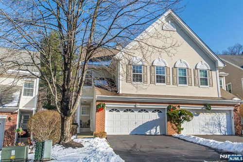 19 Morning Watch Rd, Wayne, NJ, 07470-8453 | Card Image