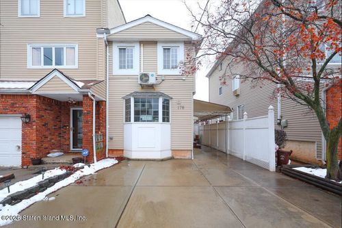 178 Vassar St, Staten Island, NY, 10314-6033 | Card Image