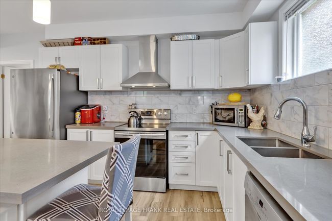 999 Baker St, House other with 5 bedrooms, 3 bathrooms and 2 parking in Peterborough ON | Image 32