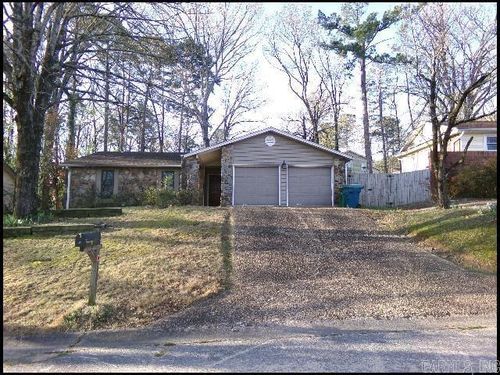 5 Markham Place Cir, Little Rock, AR, 72211-3023 | Card Image