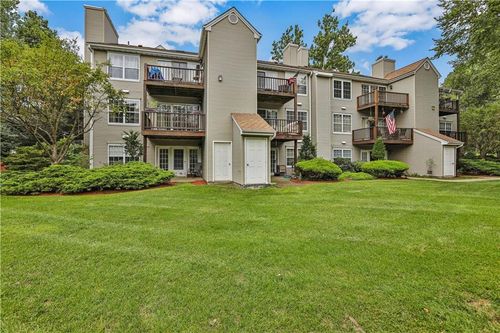 1010-1010 Washington Grn, New Windsor, NY, 12553-6901 | Card Image