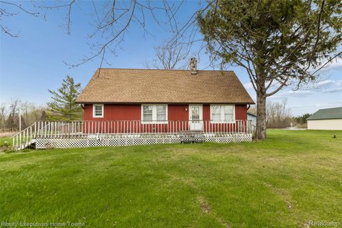 75095 Mackey Road, Richmond Township, MI, 48062 | Card Image