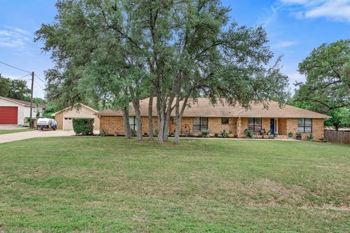 315 Juniper Dr, Mountain City, TX, 78610-9279 | Card Image