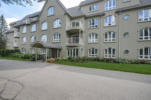 401-31 Dairy Lane, Huntsville, ON, P1H2L7 | Card Image