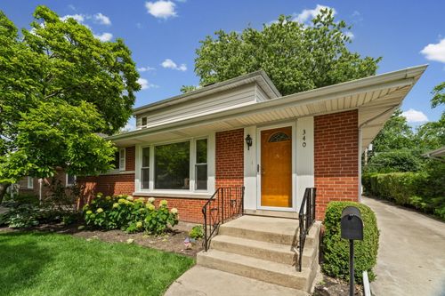 340 Romona Rd, Wilmette, IL, 60091-3023 | Card Image
