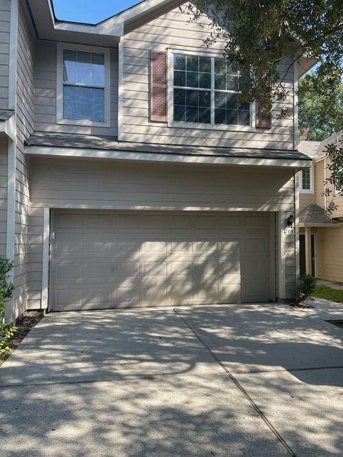 205 E Summerhaze Cir, The Woodlands, TX, 77382-5516 | Card Image