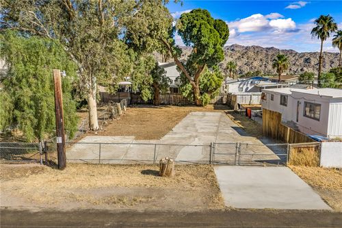 192 Tanglewood Ln, Bullhead City, AZ, 86442-4626 | Card Image