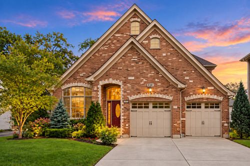 2281 Elmira Ave, Des Plaines, IL, 60018-2629 | Card Image