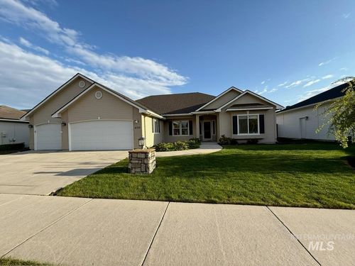 4588 W Moon Lake Dr, Meridian, ID, 83646-3956 | Card Image