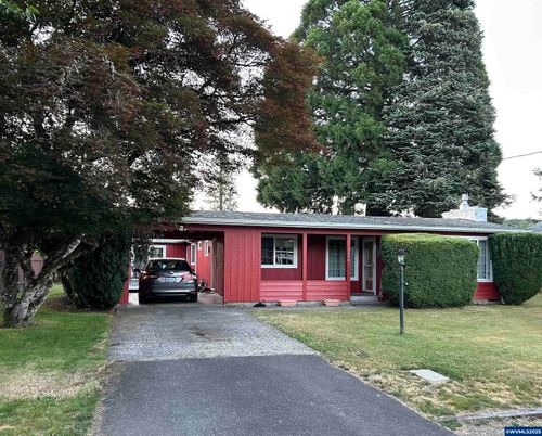 1090 Se 3rd Av, Mill City, OR, 97360 | Card Image