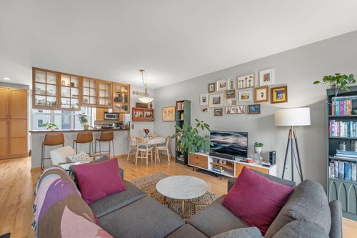 2106 N Commerce Street, Milwaukee, WI, 53212 | Card Image