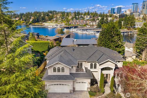 9750 Se 5th St, Bellevue, WA, 98004-6532 | Card Image