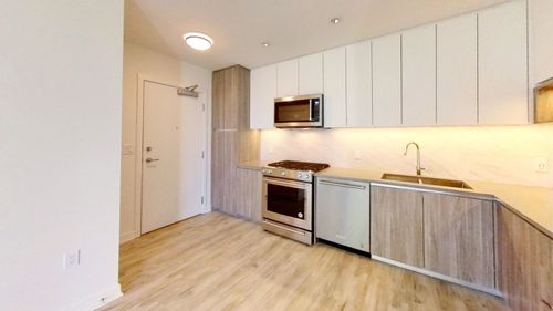 4xx-8940 University Crescent, Burnaby, BC, V5A0E7 | Card Image