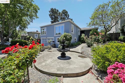 332 El Camino Real, Vallejo, CA, 94590-3418 | Card Image