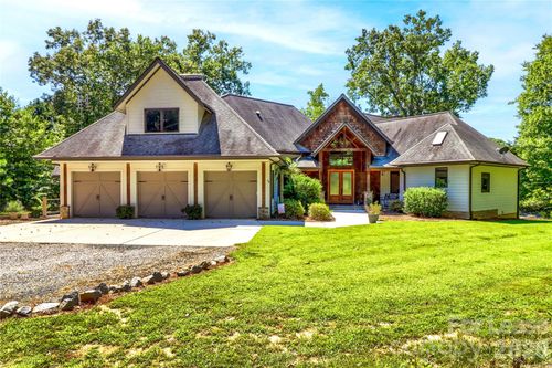 111 Farmington Ln, Mooresville, NC, 28117-6812 | Card Image