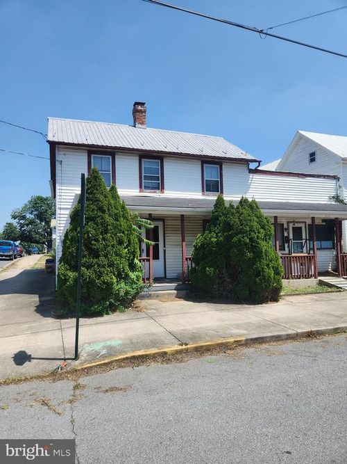 apt-a-800 Virginia Ave, MARTINSBURG, WV, 25401-2132 | Card Image