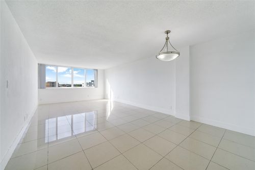 apt-c803-9001 Sw 77th Ave, Miami, FL, 33156-7649 | Card Image