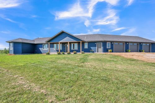 7095 200th St, Harris, IA, 51345-7006 | Card Image